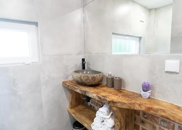 Alpina - Aqua Maria Velaty